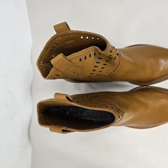 Marc Fisher LTD Women's Western Boots Sz 9M Carmel Leather Ankle Cut Outs Rodeo - Picture 12 of 12